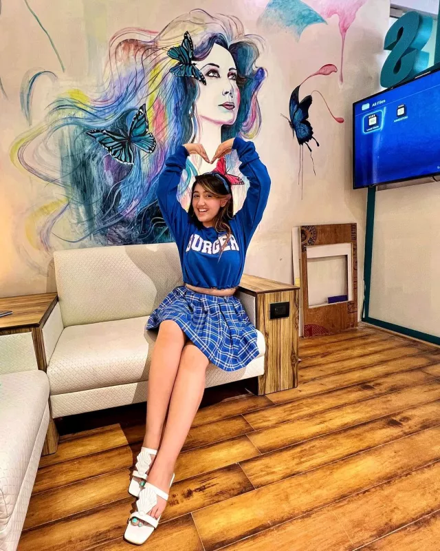 Ashnoor Kaur Net Worth