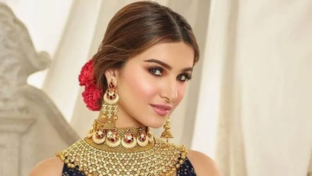 Tara Sutaria Net Worth